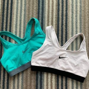 Girls Nike sports bras size small